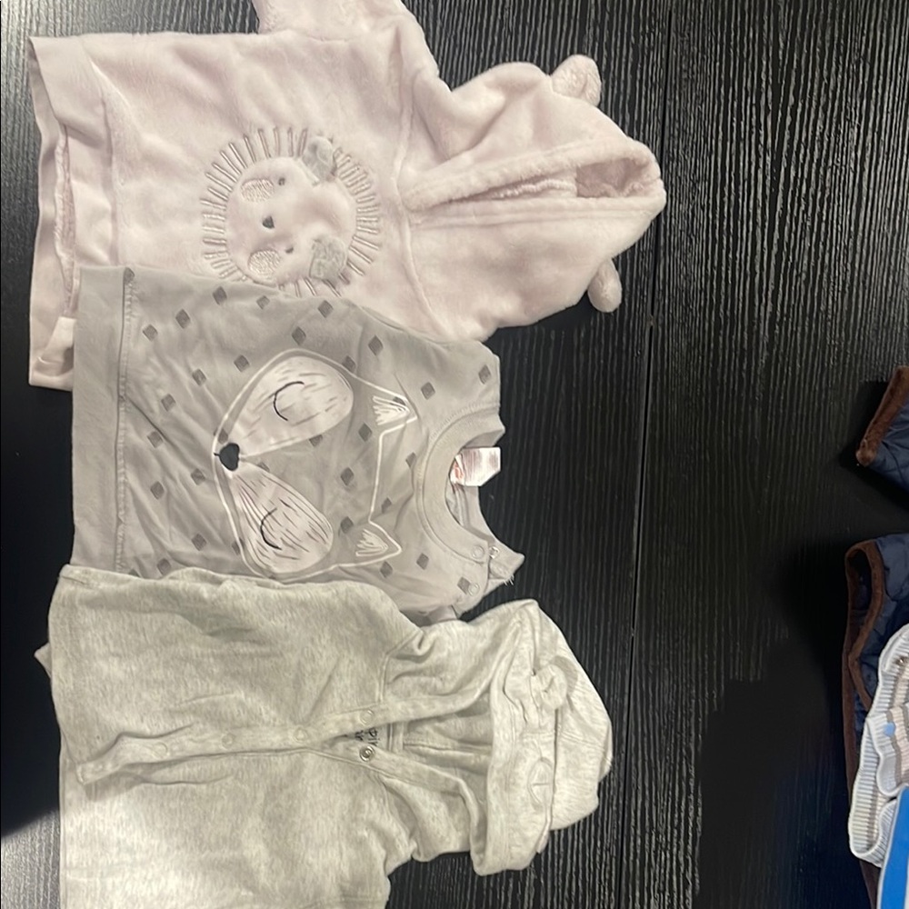 Rene Rofe Kids Sweatshirts in Pink and Gray